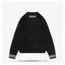 1V Crewneck Sweater