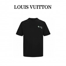 1V Signature Embroidered T-shirt