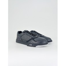 DR B27 Low Top Sneaker