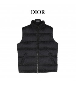 DR Oblique Puffer Vest