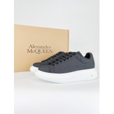 MQ Oversized Sneaker - Black/White