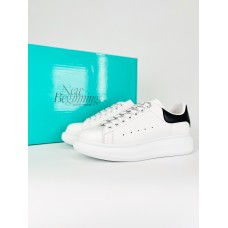 MQ Oversized Sneaker - White/Black